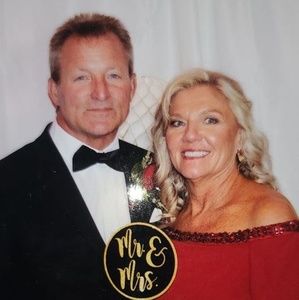 Meet your Posher, Sharon